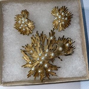 Trifari Vintage Jewelry Set